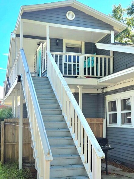 Building Photo - 103 W Mohawk Ave