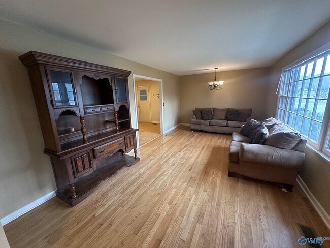 Building Photo - 3319 Barton Ave NW