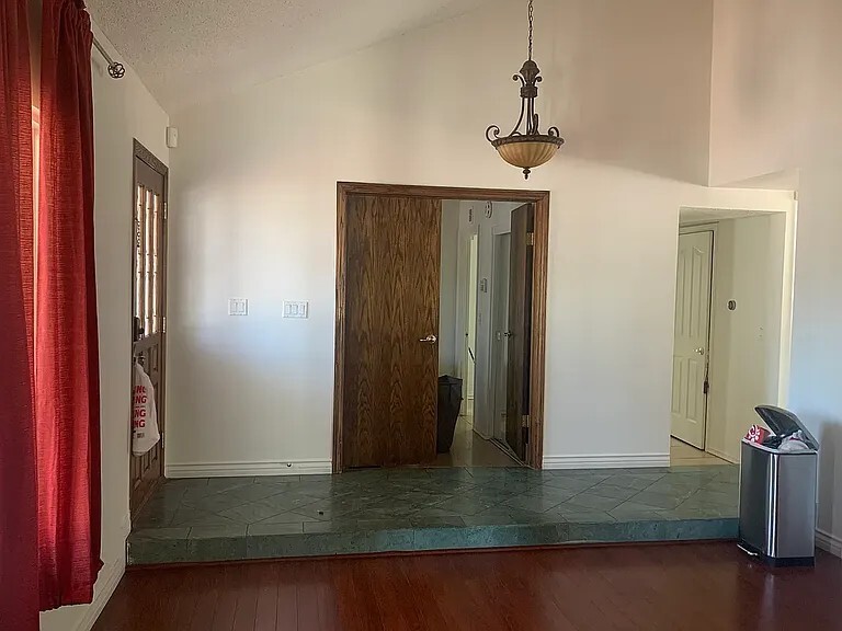 Building Photo - 18735 Lemarsh St