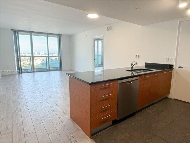 Building Photo - 50 Biscayne Blvd