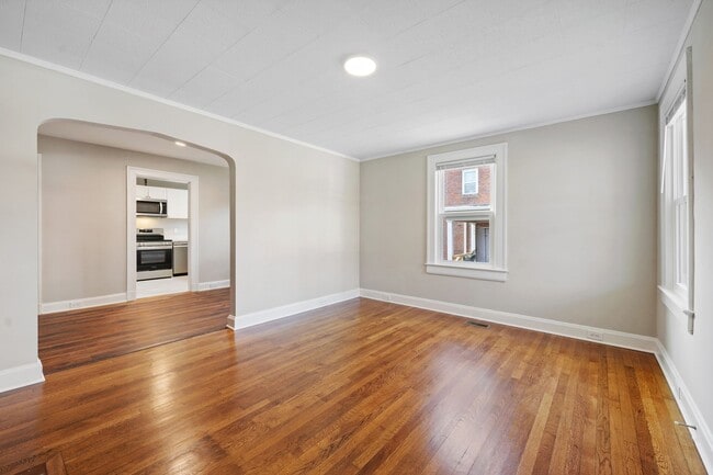 Building Photo - Remodeled 2 Bed & 1 Bath Home in Downtown Durham with Fenced yard!