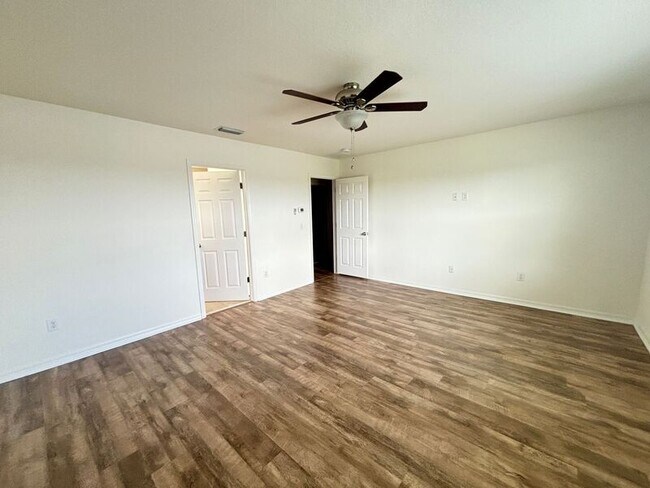 Building Photo - 10126 Celtic Ash Dr