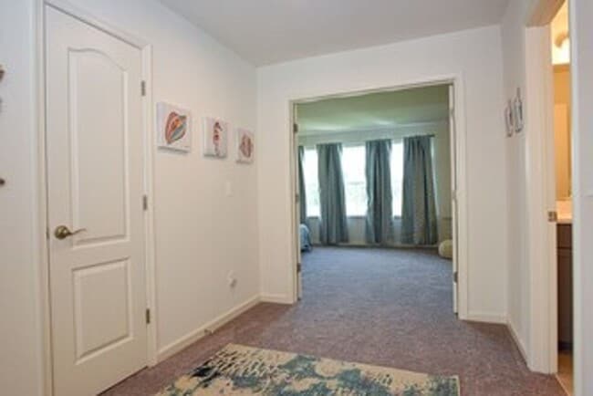 Building Photo - For Rent – Aqua Villa at Bishop’s Landing