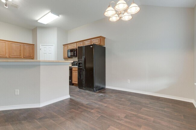 Building Photo - Great 3 Bedroom, 2 Bath, Brick Home in Great Neighborhood- White Settlement ISD- 76108