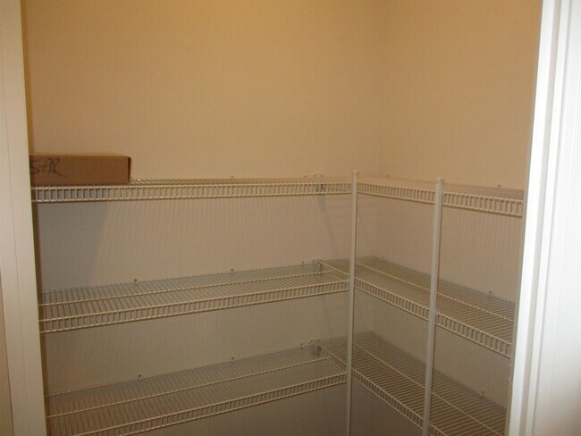Building Photo - 1443 Porchfield Dr