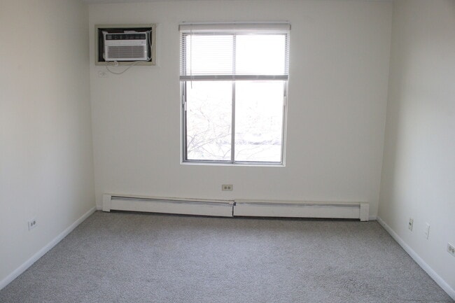 Building Photo - 2 Timber Ln