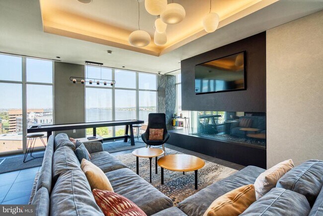 Building Photo - 925 N Fairfax St