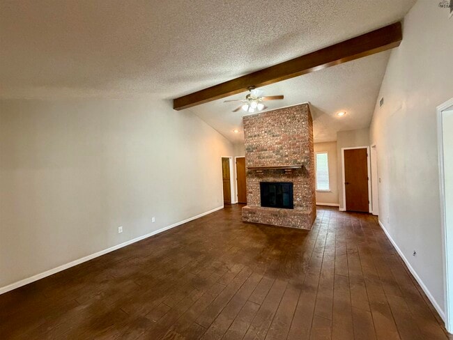 Building Photo - 4410 York St