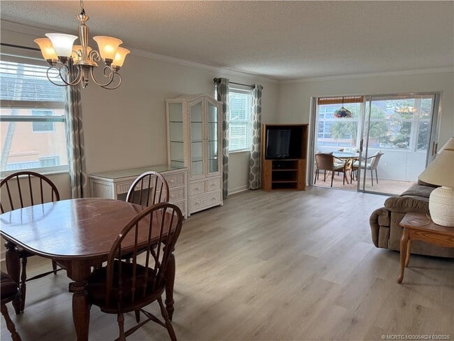 Building Photo - 2950 SE Ocean Blvd