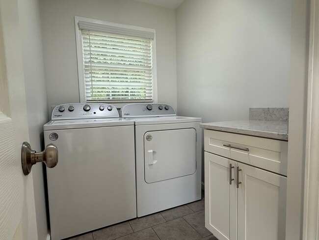 Building Photo - 2 Bedroom 2 Bath Home in Greene County, TN