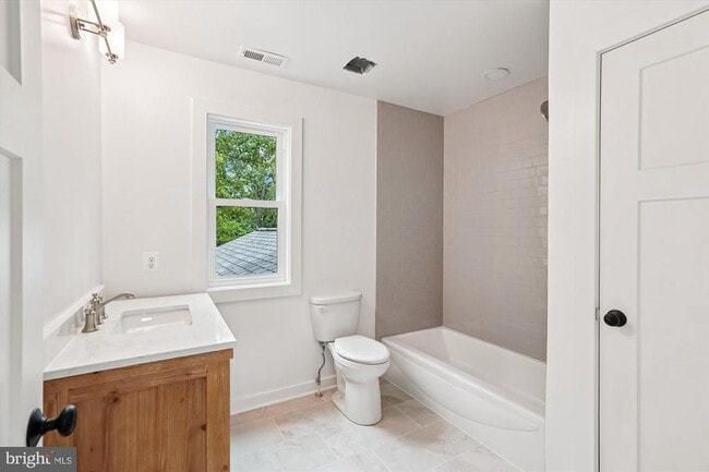 Building Photo - 25490 Kipps Ln