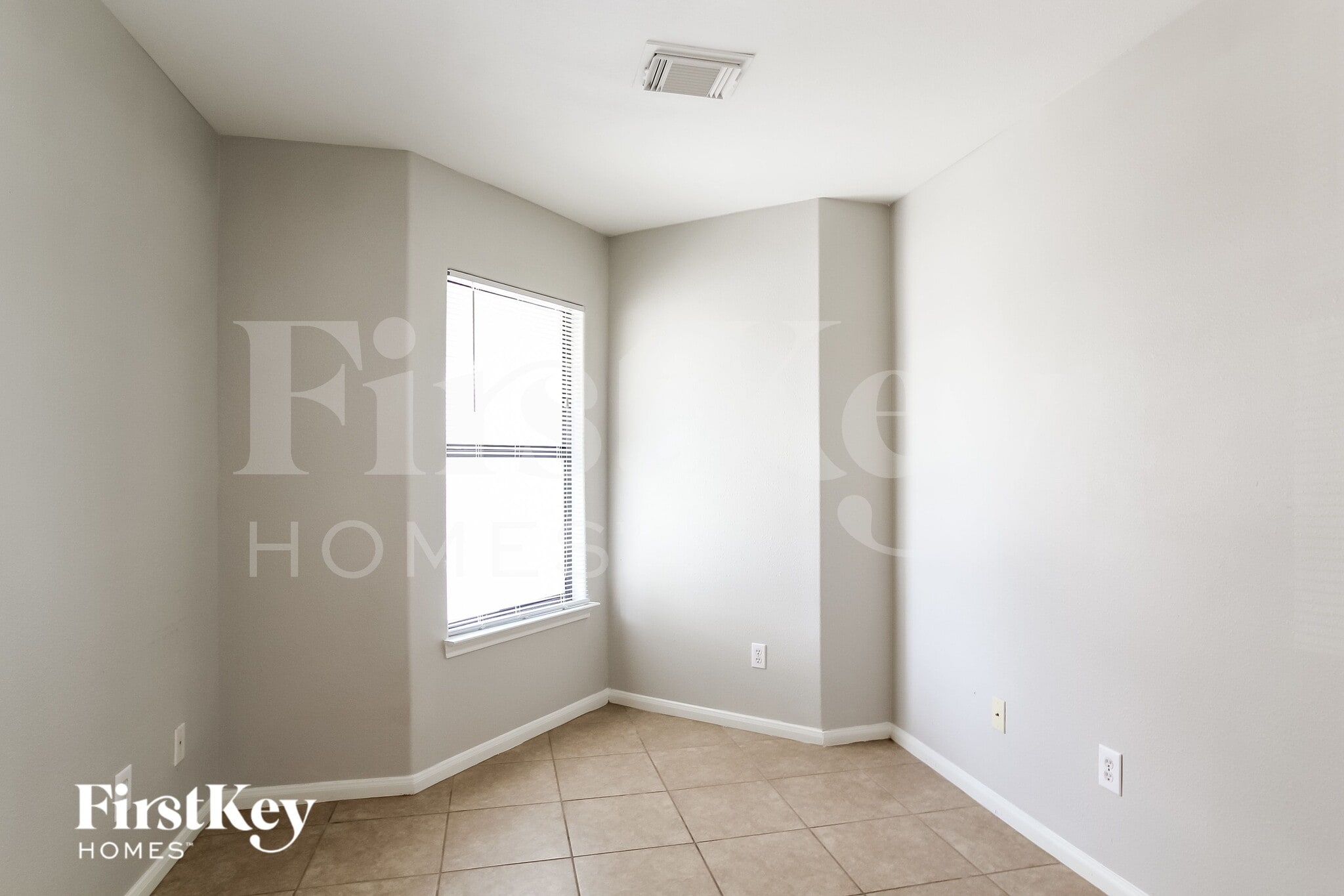 Building Photo - 2935 La Estancia Ln