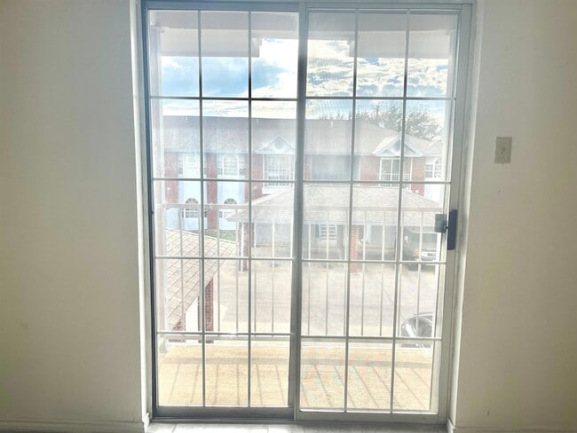 Building Photo - 1205 International Blvd