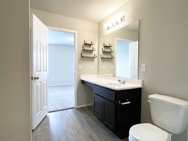 Building Photo - 9925 Blue Wing Trl