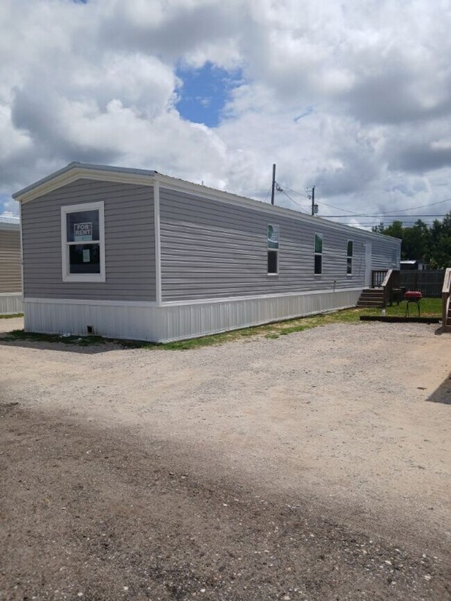 Building Photo - New 3-Bed, 2-Bath! SUMMER SPECIAL-LIMITED ...