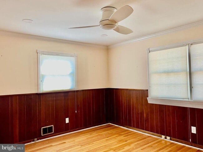 Building Photo - 328 Dodds Ln