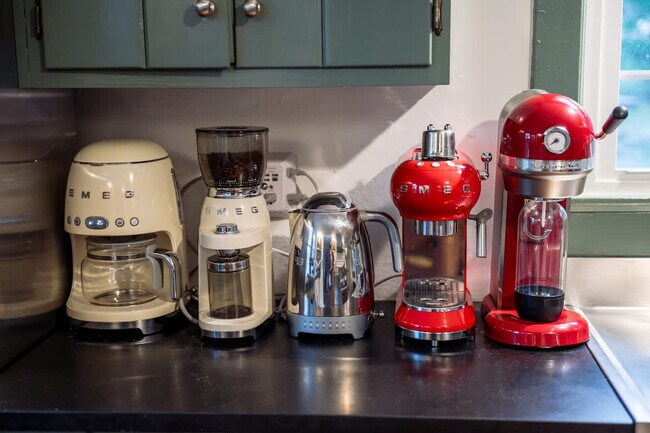 Building Photo - 1357 Canal Rd