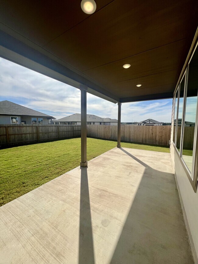 Building Photo - 14438 Inspiration Pt