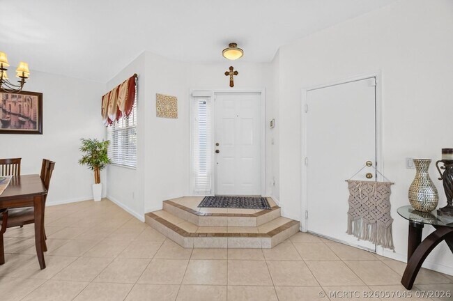 Building Photo - 5018 Starblaze Dr