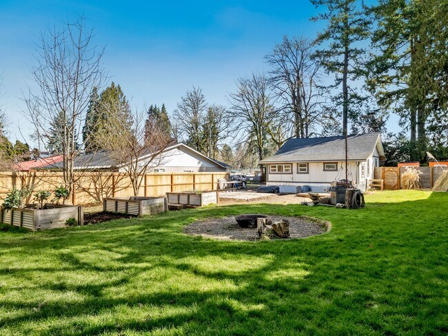 Building Photo - Adorable, fully updated 1-bdr/1-bath Milwa...