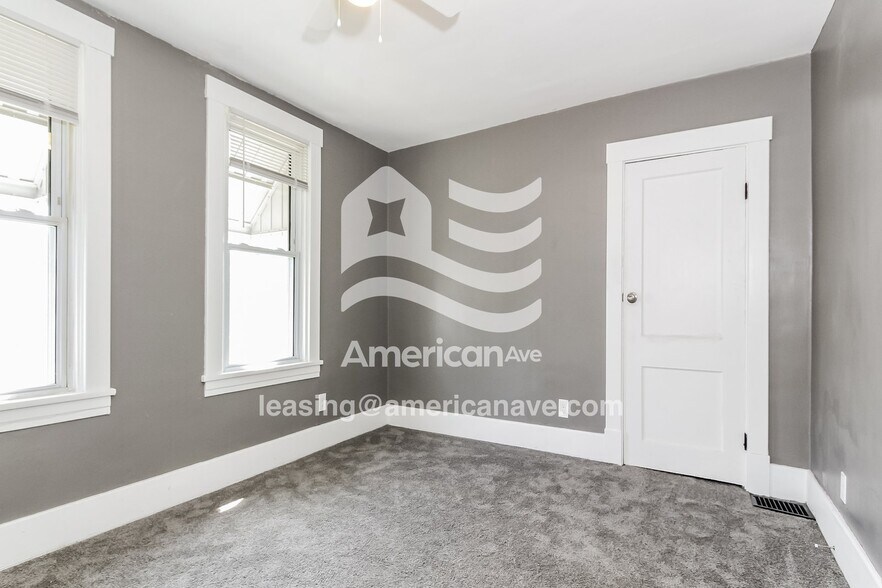 Building Photo - 2206 Harrison St