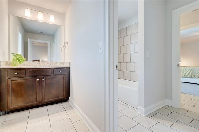 Building Photo - 774 Phil Haven Ln