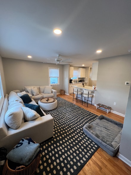 Building Photo - 221-223-223 Haven Ave