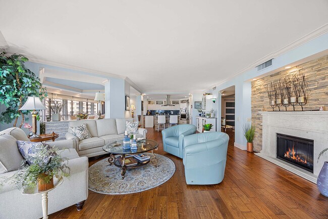 Building Photo - 4401 Gulf Shore Blvd N