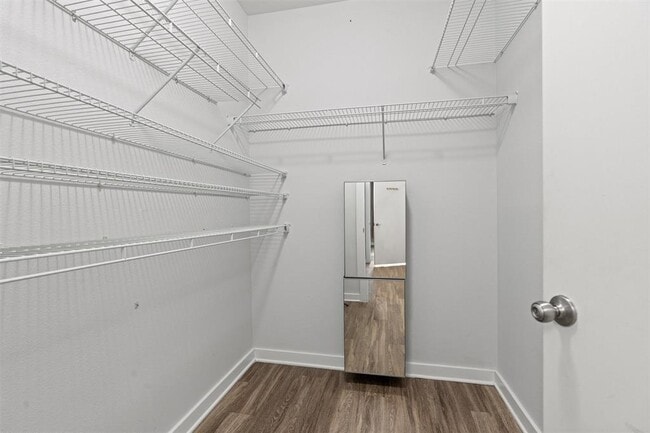 Building Photo - 1900 Barton Springs Rd