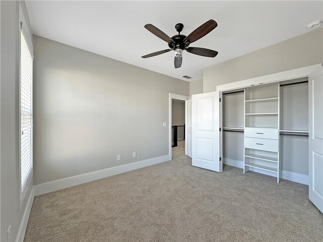 Building Photo - 4154 Wisconsin Dr