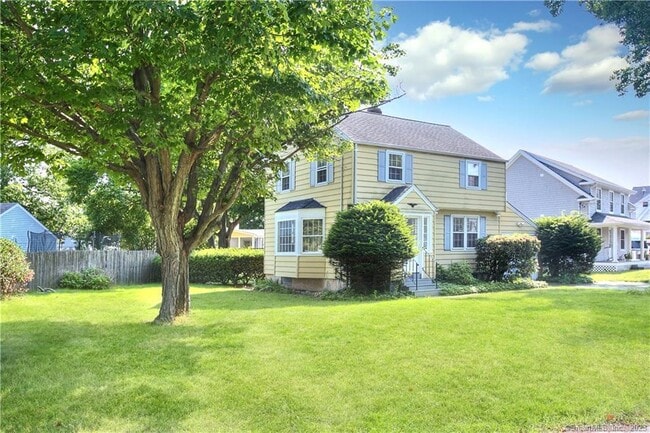 Building Photo - 30 Catherine St