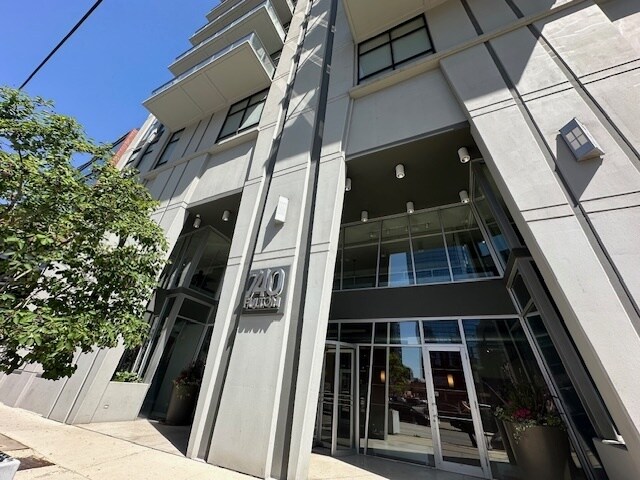 Building Photo - 740 W Fulton St