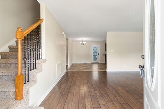 Building Photo - Coming Soon!!! Large home in Hazelwood Area
