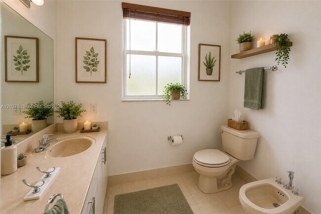 Building Photo - 935 SW 154th Path