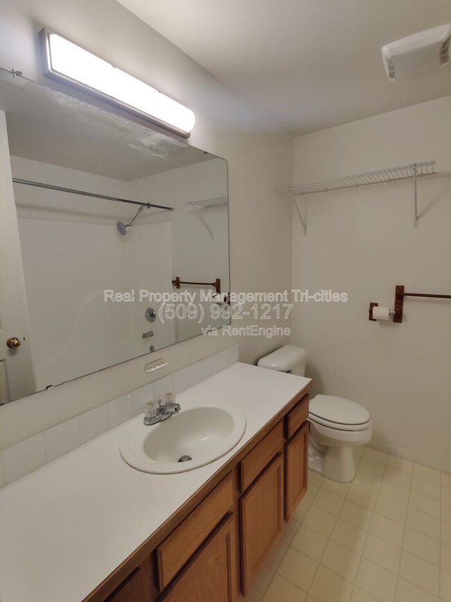 Building Photo - 4776 Mt Adams View Dr