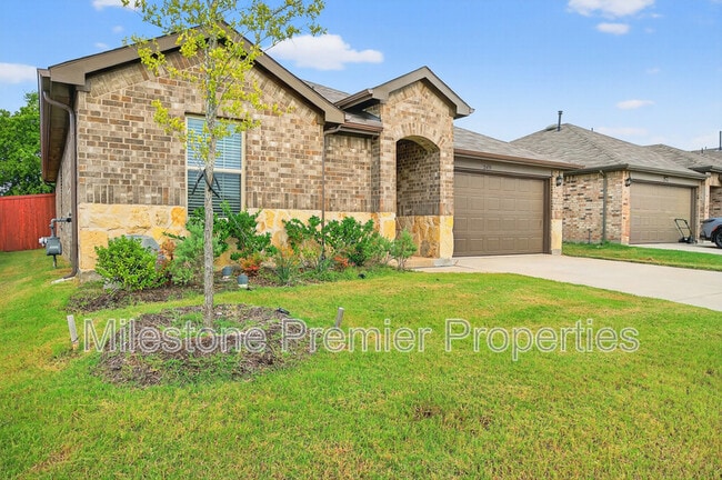 Building Photo - 2418 Burleson Rd