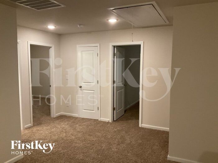 Building Photo - 9538 Hamel St