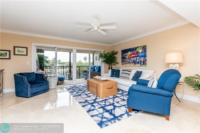 Building Photo - 270 Captains Walk