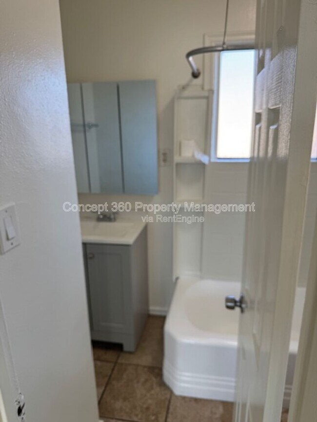 Building Photo - 9855 1/2 Arkansas St