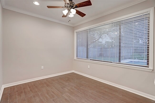 Building Photo - 5438 Briarbend Dr
