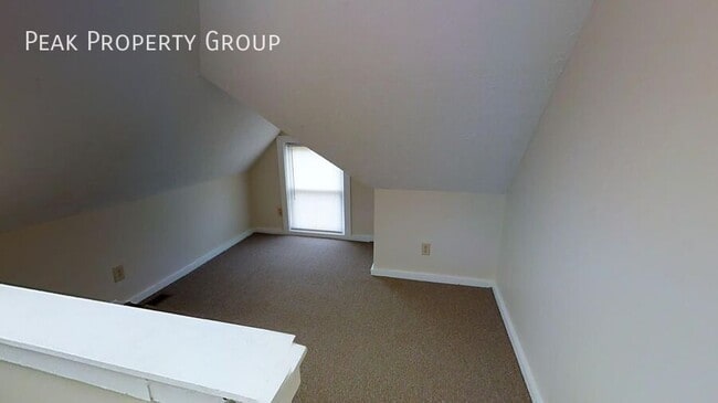 Building Photo - 1375 Indianola Ave