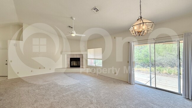 Building Photo - 824 S Saguaro Ridge Pl