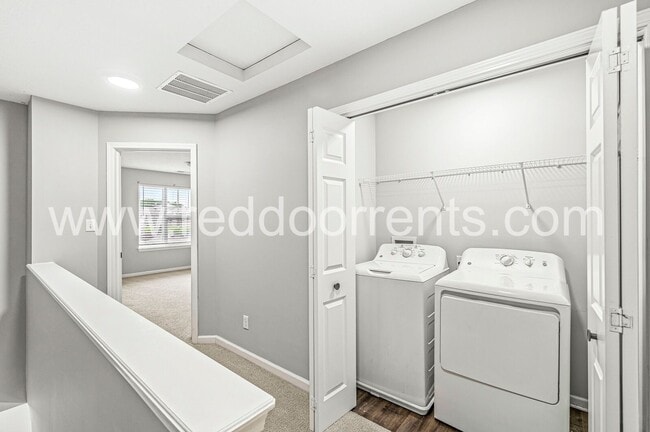 Building Photo - 2936 W New York St