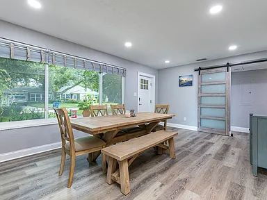 Building Photo - Rare South Tampa Rental in Virginia Park | Huge Private Backyard