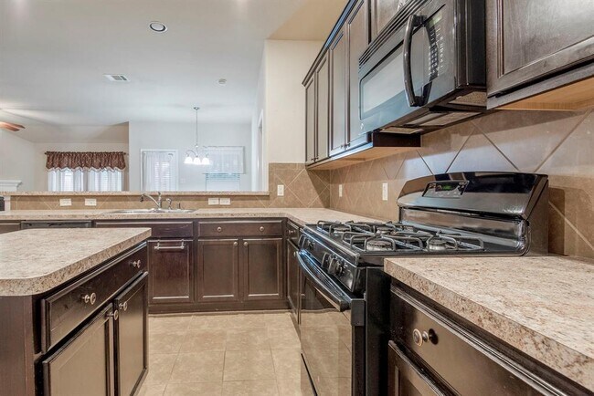 Building Photo - 1113 Chambers Ln