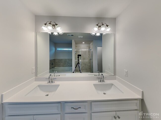 Building Photo - 83 Leyland Court Dallas GA