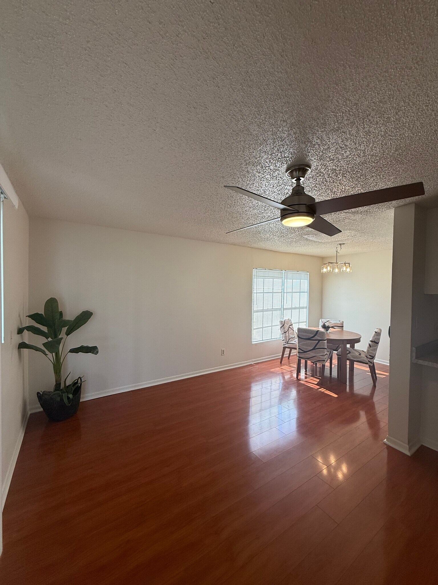 Building Photo - 5238 Sunridge Palms Dr