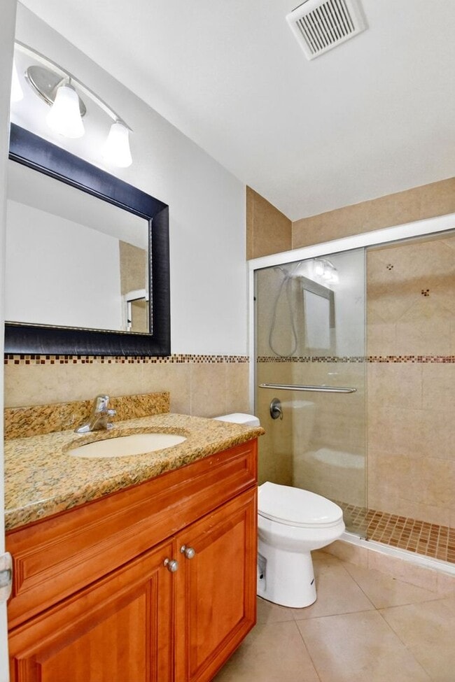 Building Photo - 775 Snead Cir