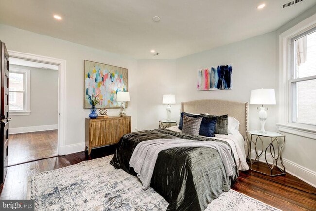 Building Photo - 1505 Harvard St NW