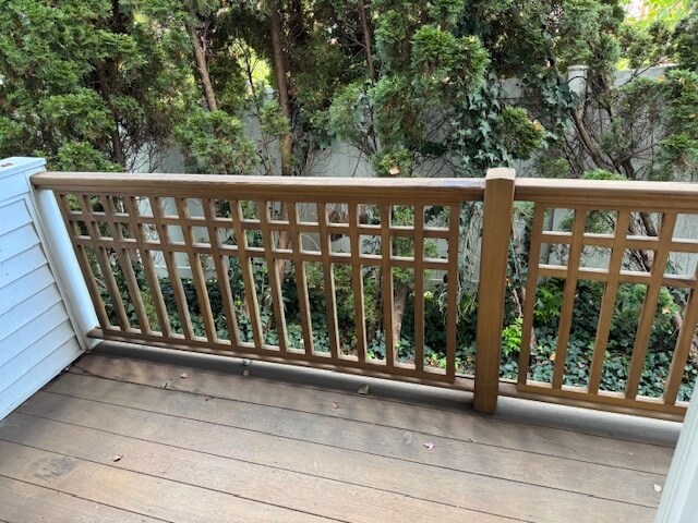 Building Photo - 3250 Fairfield Ave